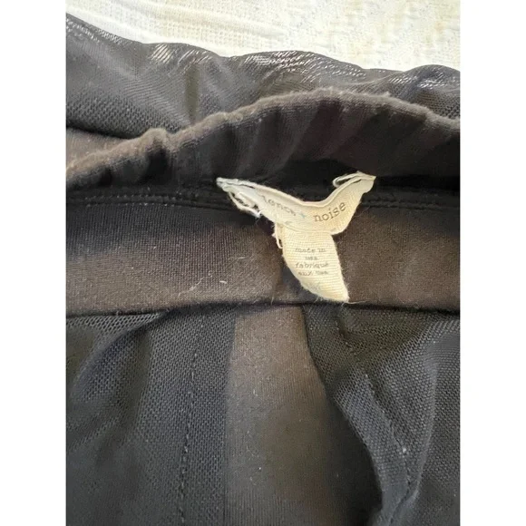 Silence + Noise (Urban Outfitters) -medium black sheer open split skirt w/bottom - Picture 11 of 11